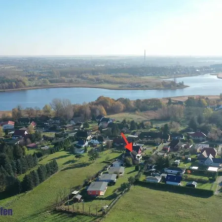 Zum Faehrmann 2 Whg 2 Rechts In 18356 Pruchten