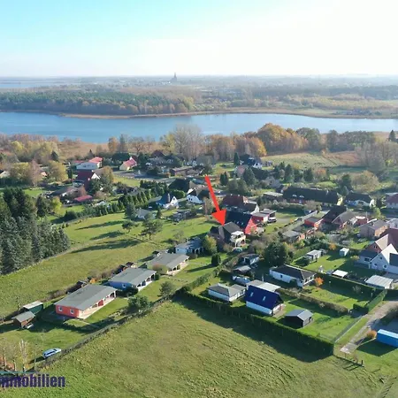 Zum Faehrmann 2 Whg 2 Rechts In 18356