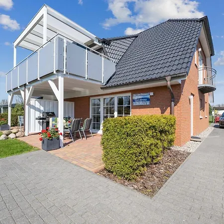 Zum Faehrmann 2 Whg 2 Rechts In 18356 * Pruchten