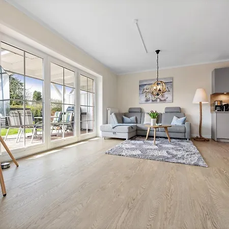 Zum Faehrmann 2 Whg 2 Rechts In 18356 Apartament *