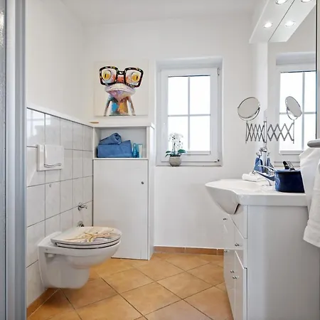 Apartament Zum Faehrmann 2 Whg 2 Rechts In 18356 Pruchten